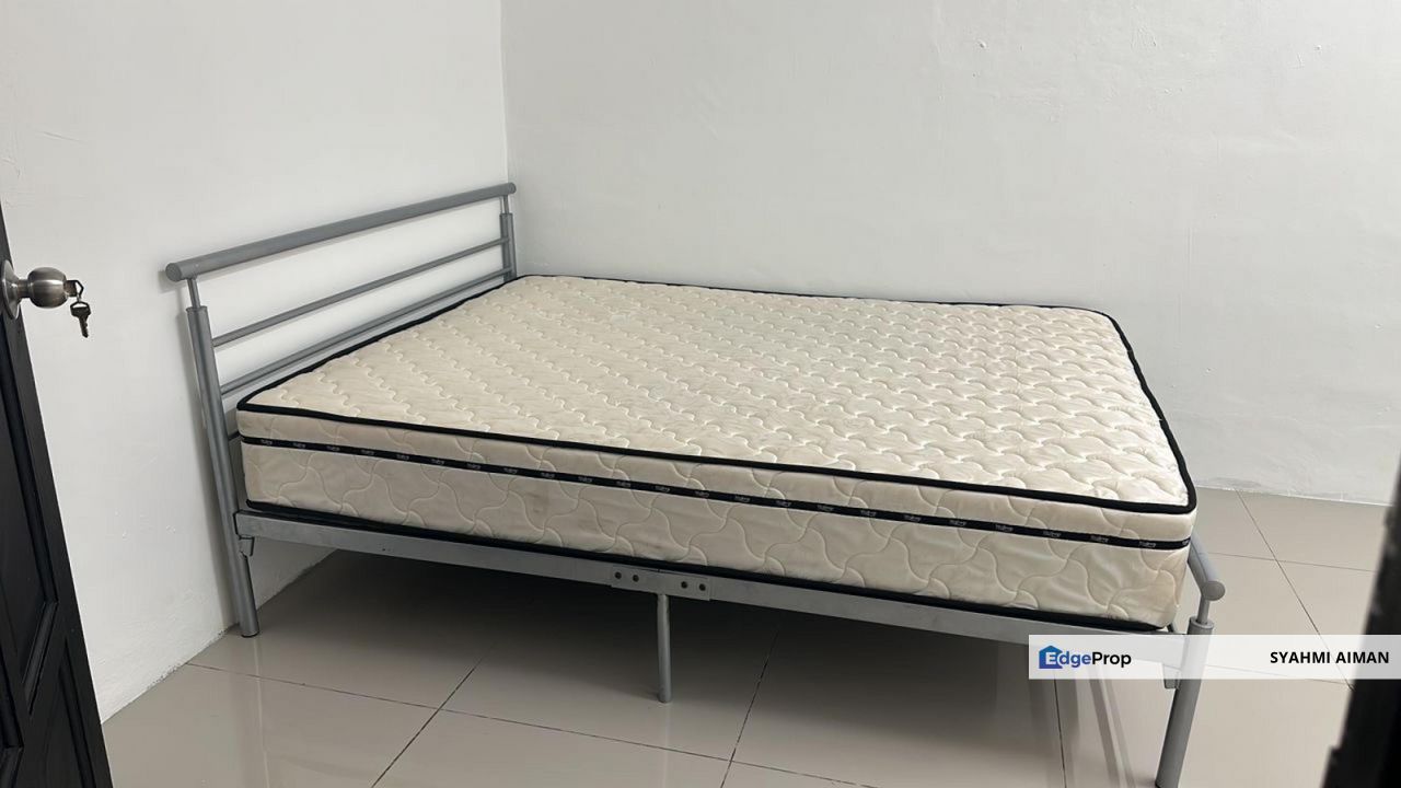 Taman Greenwood, Gombak Selangor, Single Storey Terrace House For Rent, Partially Furnished, Selangor, Gombak