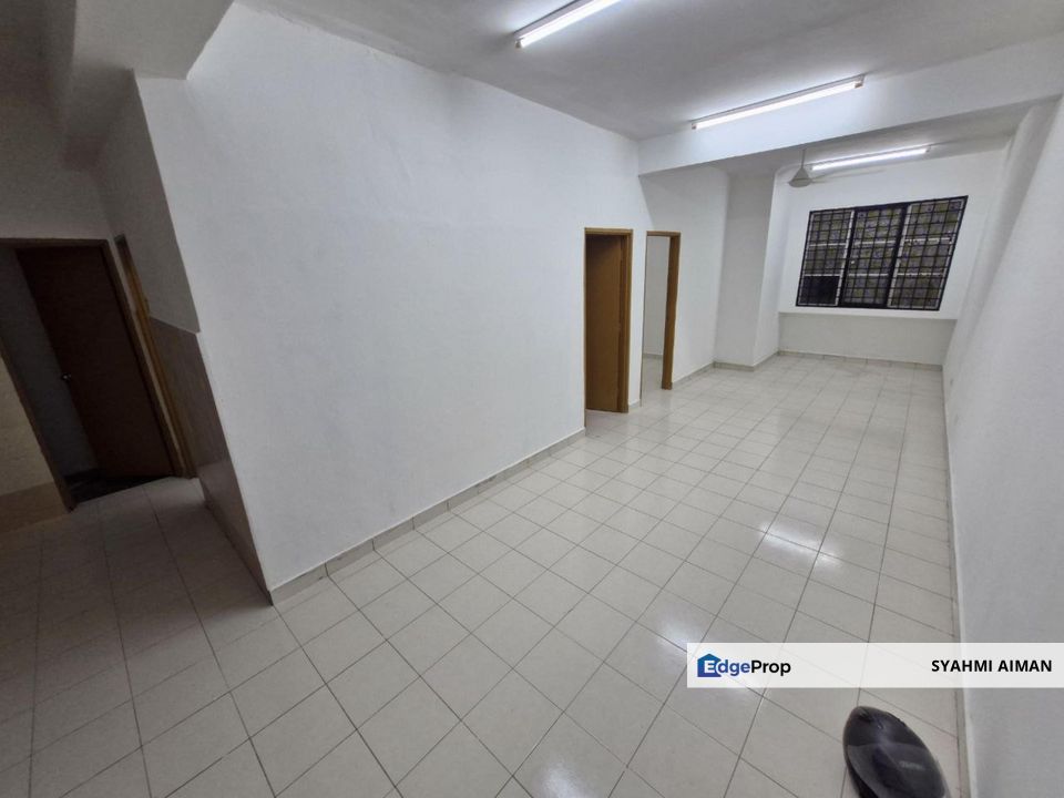 Jalan Amaniah Mulia 3, Batu Caves Selangor, Lower Floor Shop Apartment For Rent, Selangor, Batu Caves 