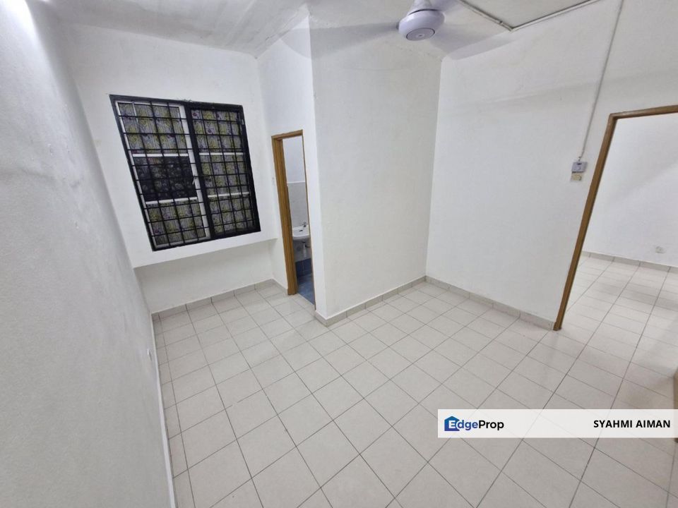 Jalan Amaniah Mulia 3, Batu Caves Selangor, Lower Floor Shop Apartment For Rent, Selangor, Batu Caves 