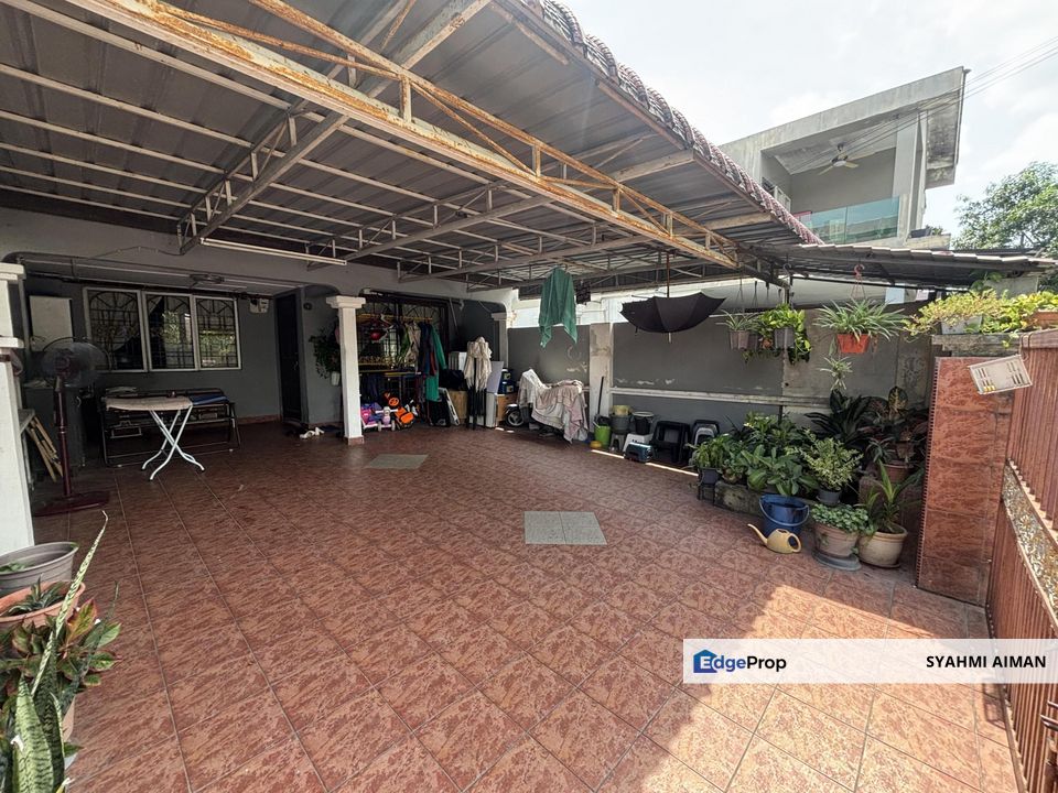 Taman Tun Teja, Rawang Selangor, Endlot 2-Storey Terrace House For Sale, Partially Furnished, Selangor, Rawang