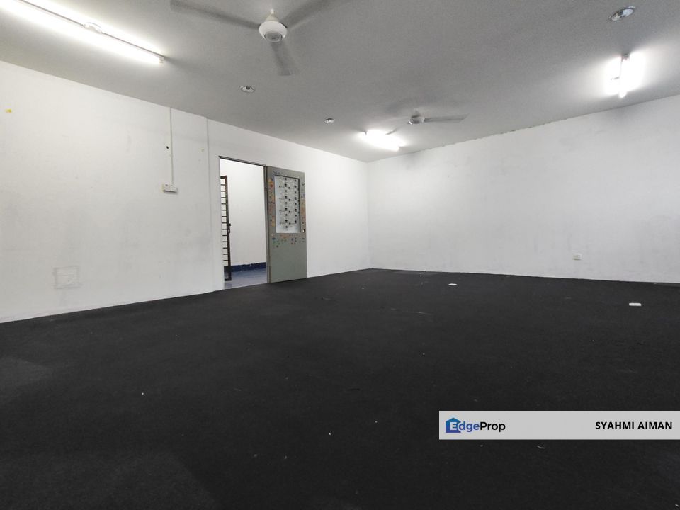 Kajang Selangor, Office Lot at Reko Sentral For Rent, Selangor, Kajang