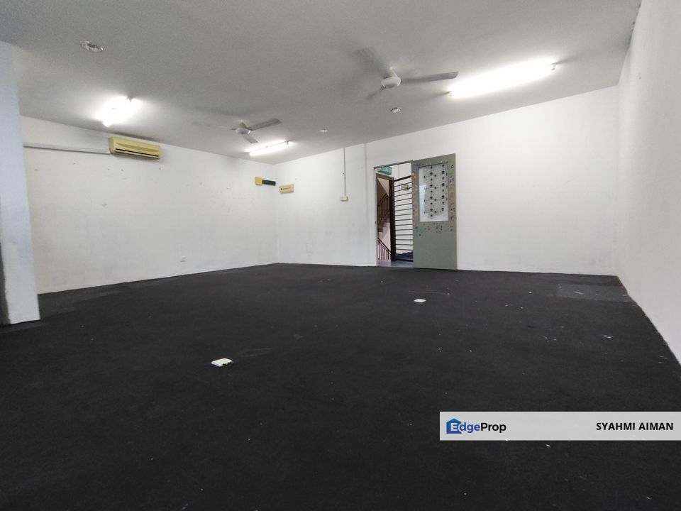 Kajang Selangor, Office Lot at Reko Sentral For Rent, Selangor, Kajang