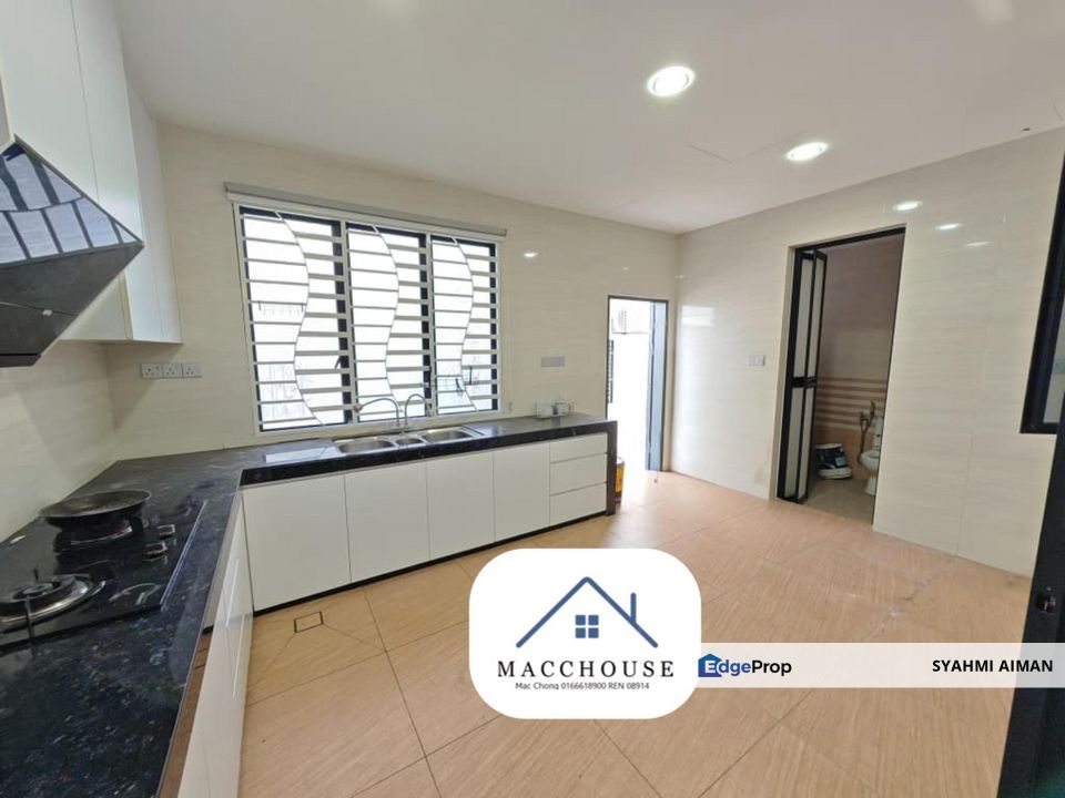 Kajang East, Semenyih Selangor, 2-Storey Superlink house For Rent, Renovated & Furnished, Selangor, Semenyih