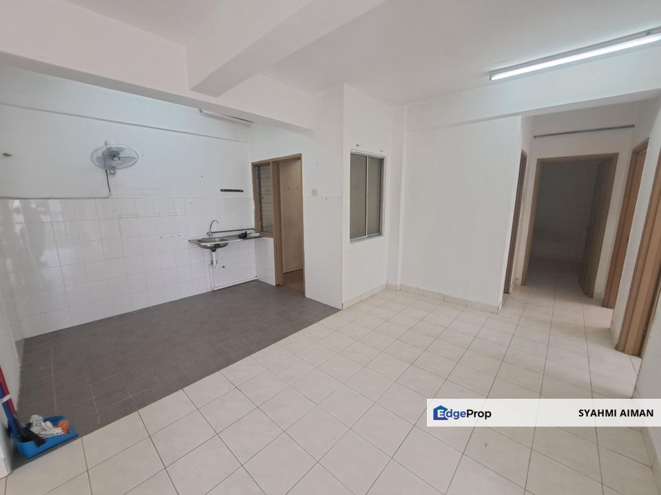 Gombak Selangor, Block A Mid Floor Pangsapuri Saujana Gombak For Sale, Selangor, Batu Caves 