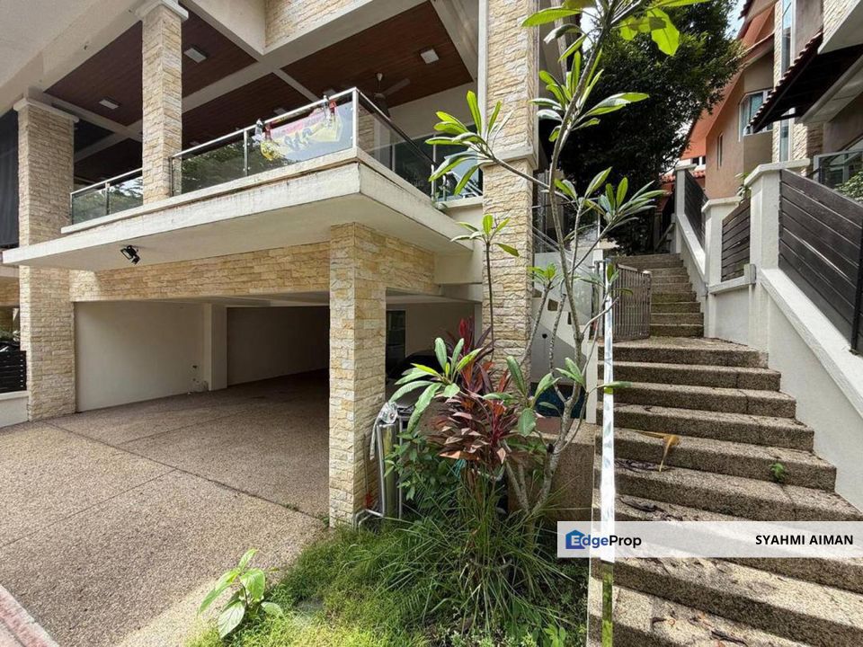 Ampang Selangor, 3.5-Storey Semid-D House at Beverly Heights For Sale, Partially Furnished, Selangor, Ampang