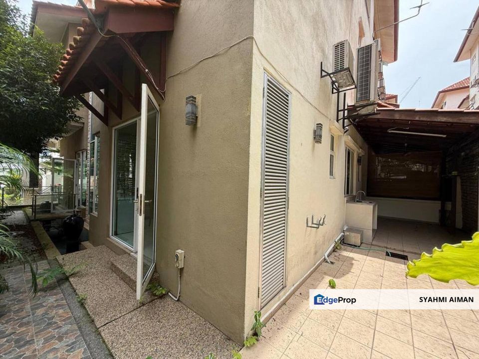 Ampang Selangor, 3.5-Storey Semid-D House at Beverly Heights For Sale, Partially Furnished, Selangor, Ampang