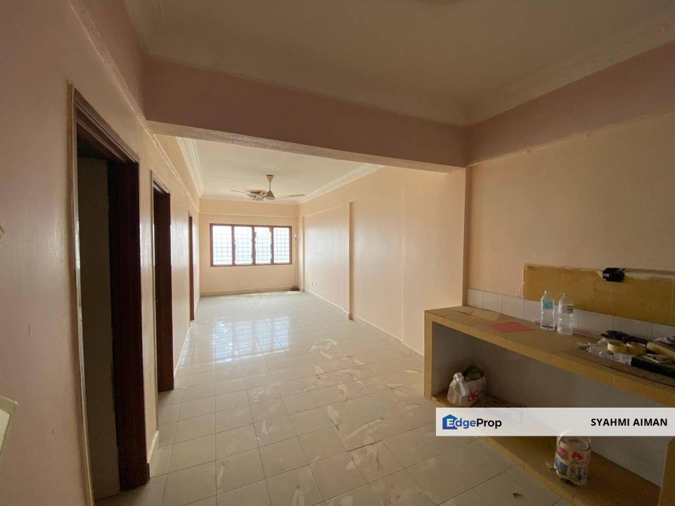 Cheras Selangor, Floor 5 Flat Taman Bukit Segar A2 For Sale, Renovated with Furnished, Selangor, Cheras