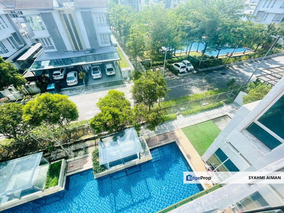 Kemensah Melawati KL, 4-Storey Superlink House at Hevea For Sale, Renovated with Furnished, Selangor, Taman Melawati