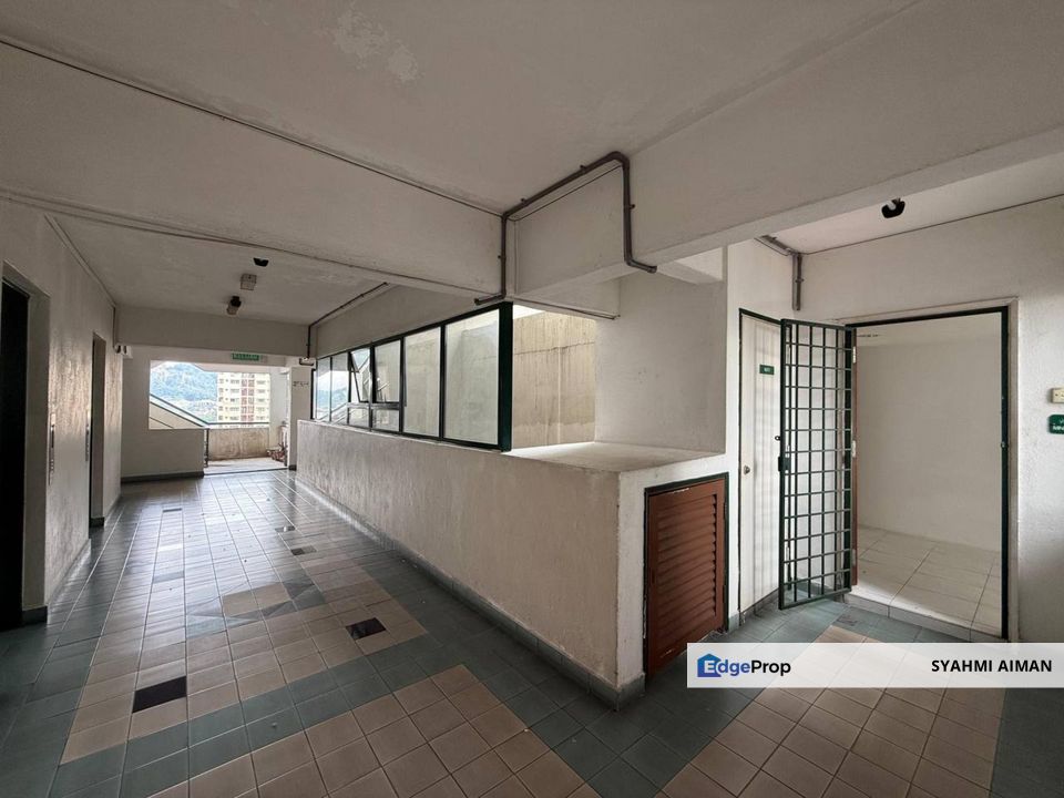 Ampang Selangor, Floor 19 Tiara Ampang Condo For Sale, Partially Furnished, Selangor, Ampang