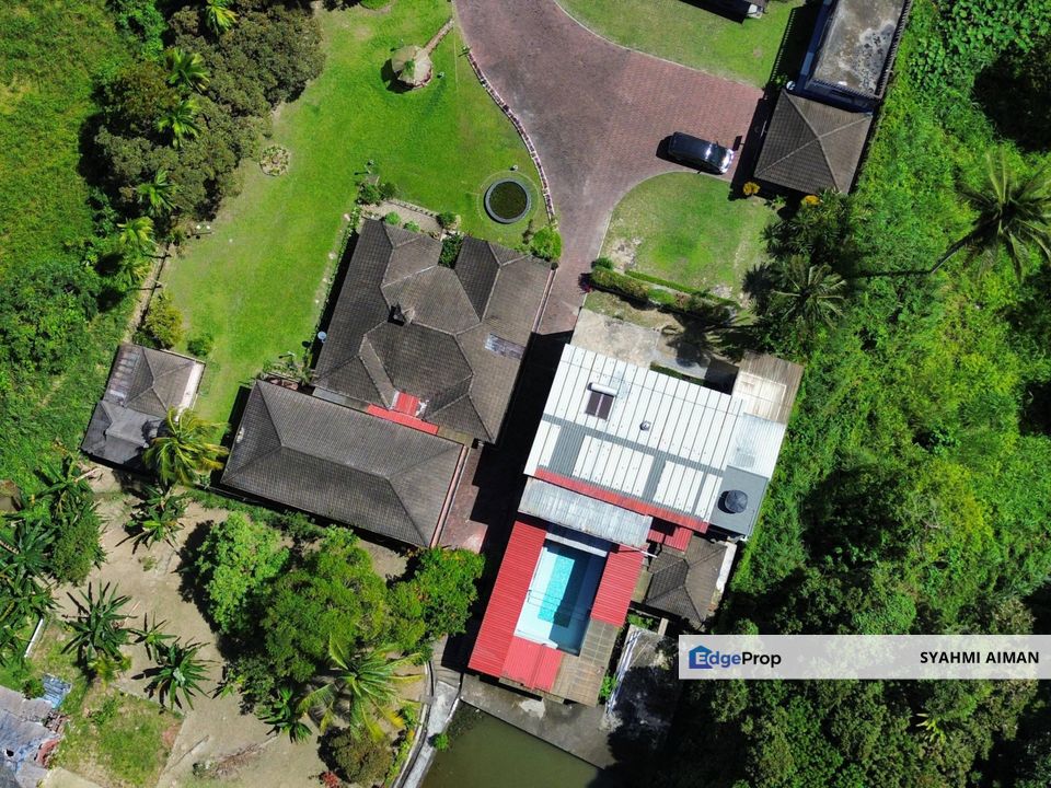 Hulu Langat Selangor, 2 Acres Building Land Lot Built Up 2 Houses For Sale, Selangor, Hulu Langat