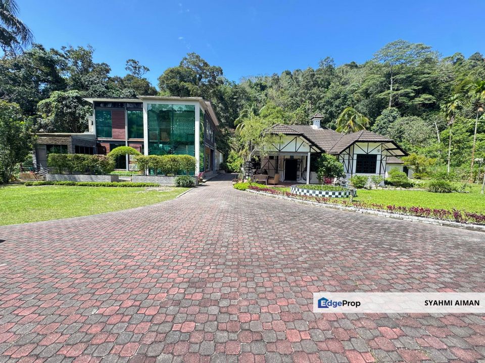 Hulu Langat Selangor, 2 Acres Building Land Lot Built Up 2 Houses For Sale, Selangor, Hulu Langat