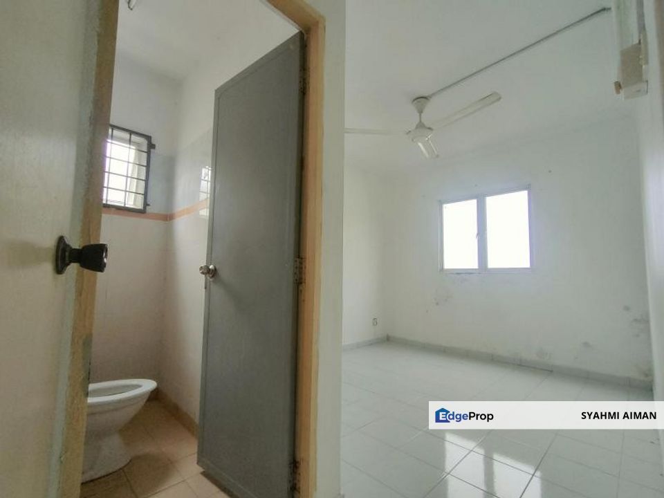 Bandar Tasik Selatan KL, Floor 18 Pangsapuri Sri Malaysia For Sale, Partially Furnished, Kuala Lumpur, Sungai Besi