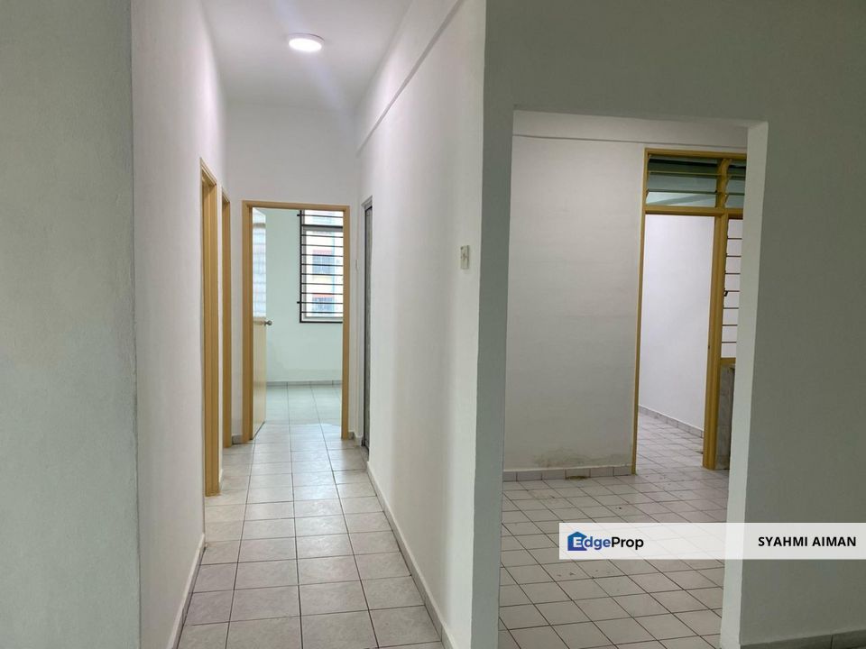 Cheras Selangor, Block 1 Floor 8 Apartment Cheras Utama For Sale, Selangor, Cheras South
