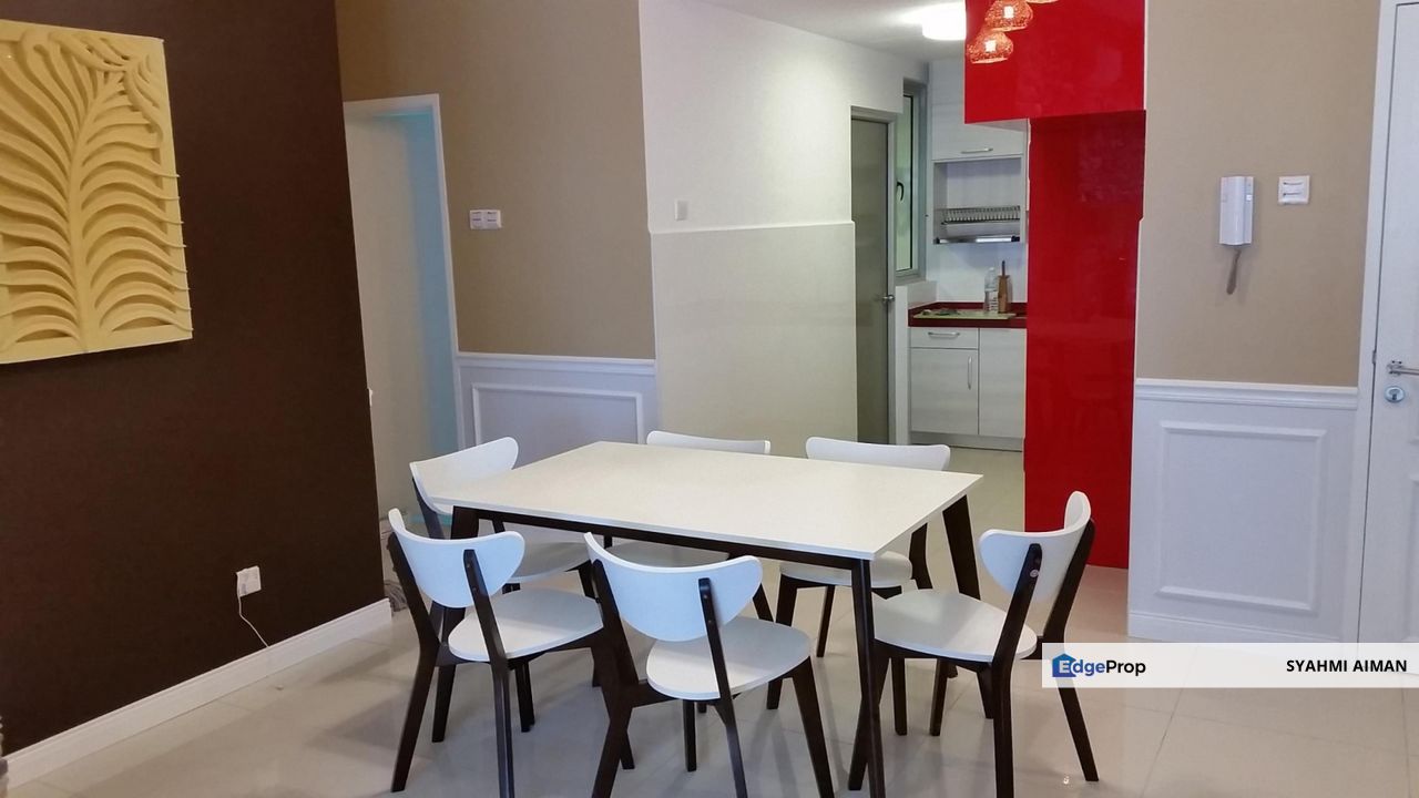 Seri Kembangan Selangor, Flora Residence One South For Sale, Fully Furnished, Selangor, Seri Kembangan