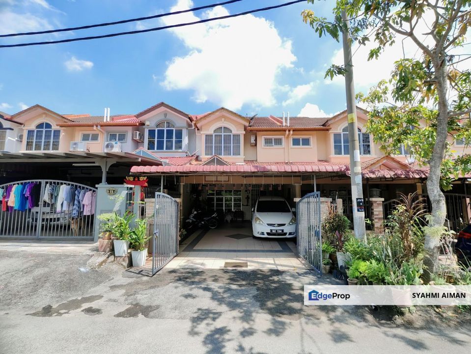 Semenyih Selangor, 2-Storey Terrace House at Taman Pelangi for Sale, Selangor, Semenyih