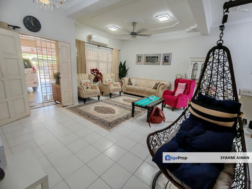 Semenyih Selangor, 2-Storey Terrace House at Taman Pelangi for Sale, Selangor, Semenyih
