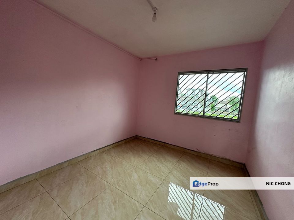 Bandar Selesa Jaya Flat For Sale, Johor, Skudai