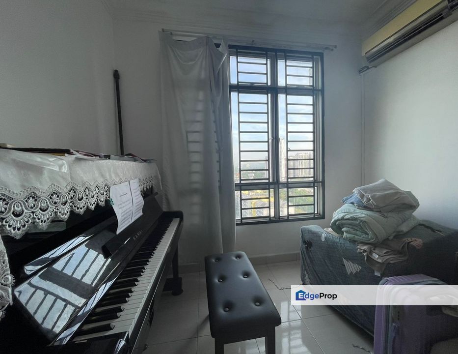 Tampoi Kipark Service Apartment For Sale, Johor, Tampoi