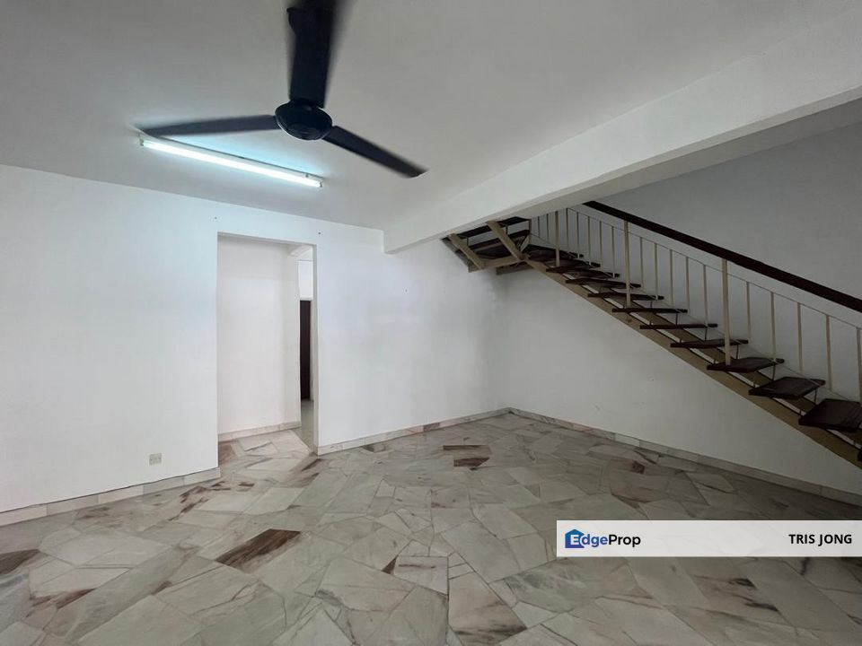 Rawang Perdana 2, Jalan RP 11 House For Sale, Selangor, Rawang