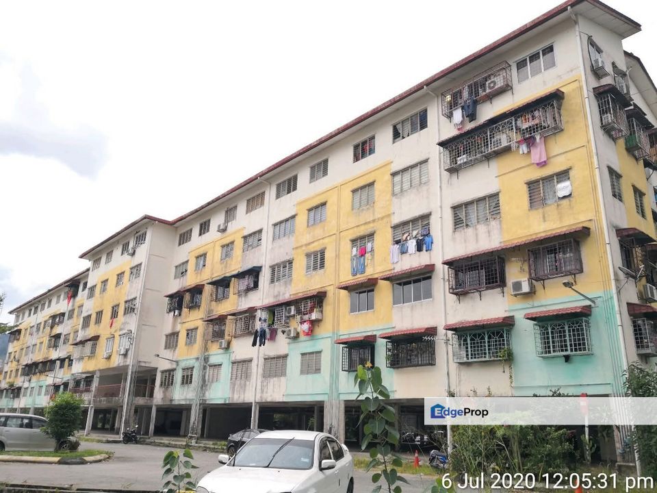 Lily Apartment @ Rawang Perdana 2, Selangor, Rawang