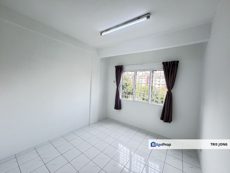 Rawang Putra Apartment, 1 floor for rent, Selangor, Rawang