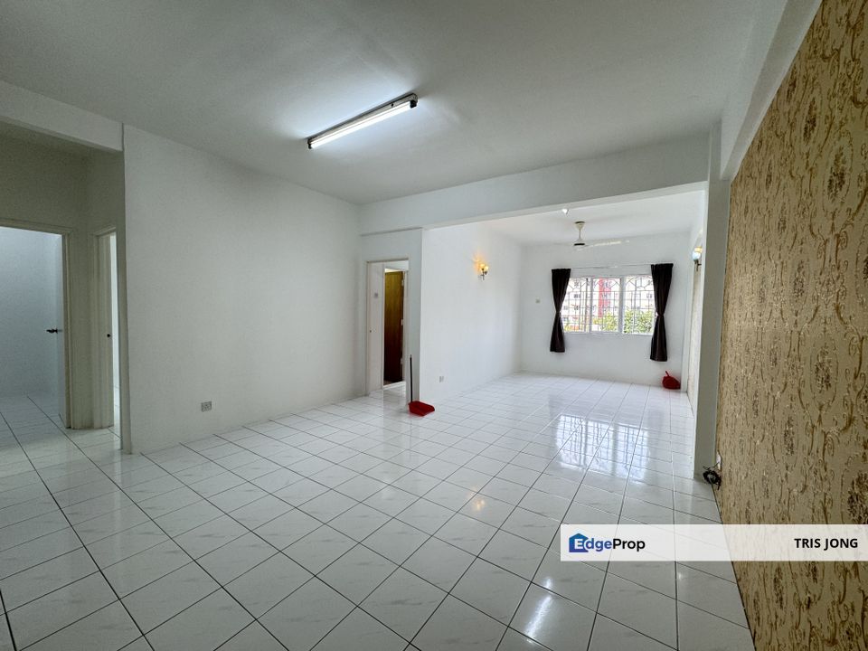 Rawang Putra Apartment, 1 floor for rent, Selangor, Rawang