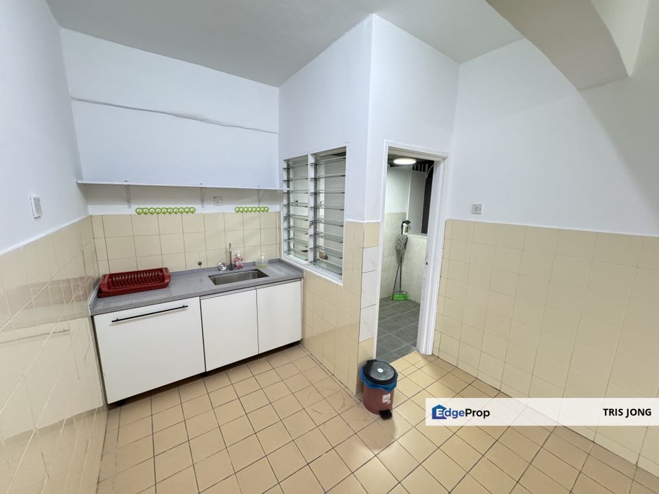 Rawang Putra Apartment, 1 floor for rent, Selangor, Rawang