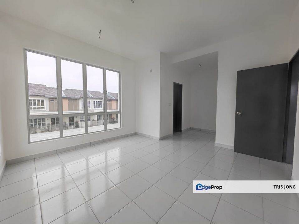 Sari Alamanda Jalan 4 SA 11 2 Storey For Sale, Selangor, Rawang