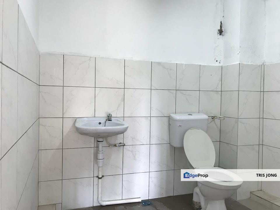 Taman Perindustrian Greatyear Capital  PKNS batu 17 , Selangor, Gombak