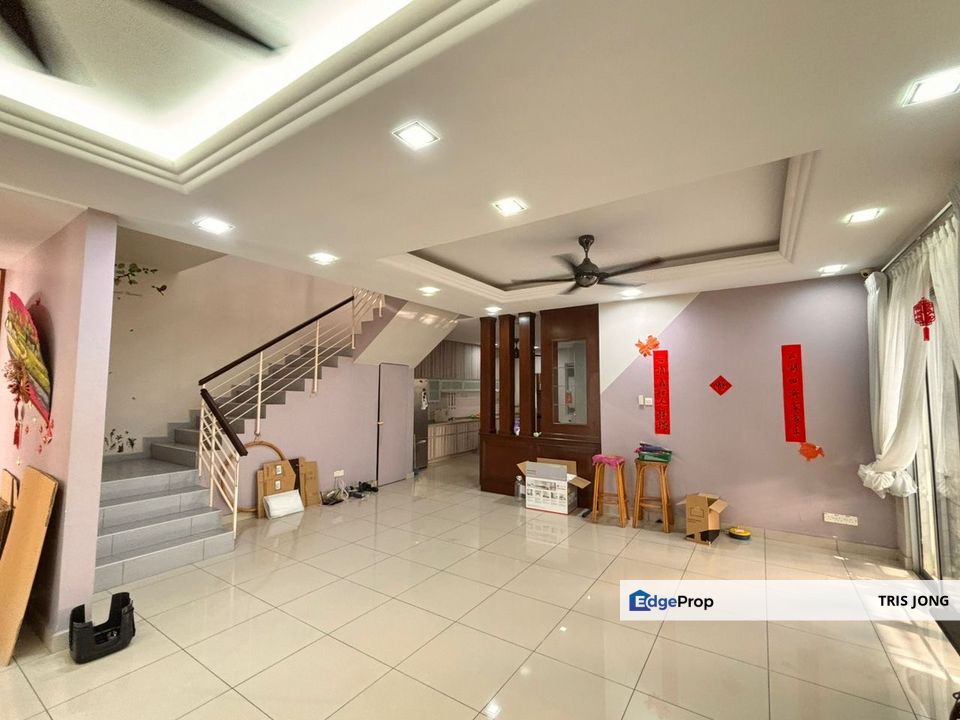 Anggun 2 Semi-D House For Sale @ Renovated , Selangor, Rawang