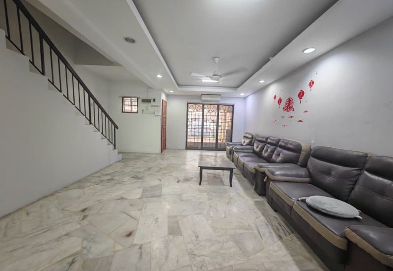 Seksyen 4, Bandar Country Homes