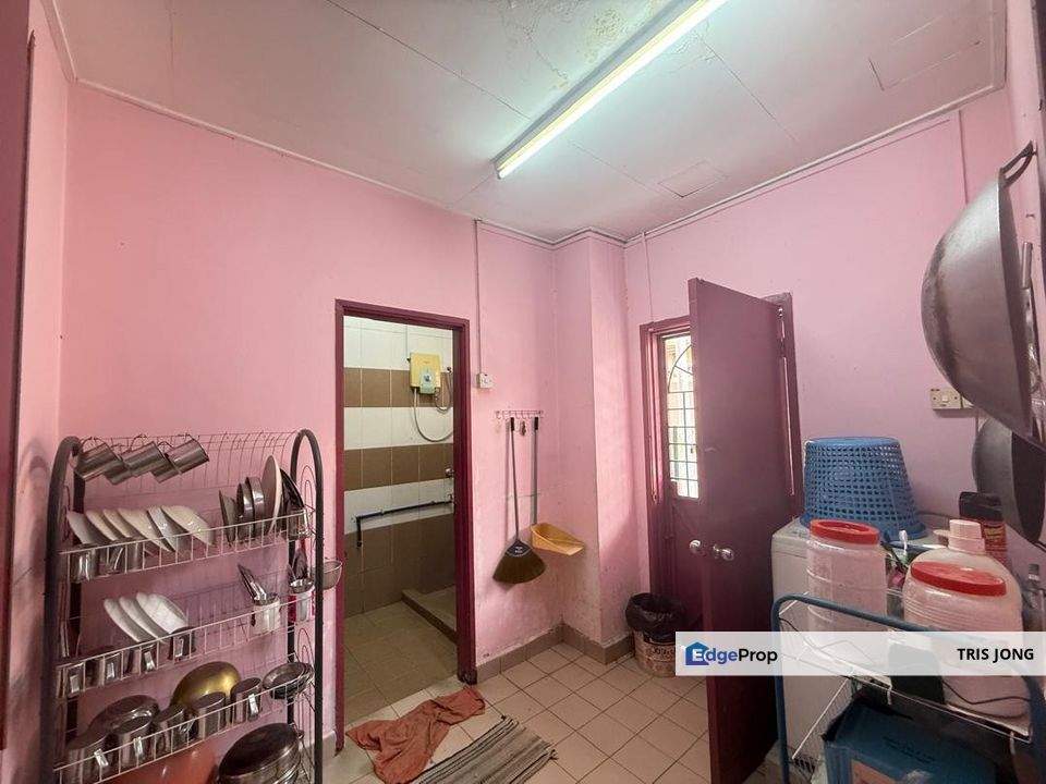 Taman Suria Selayang, Batu Caves Renovated Unit , Selangor, Batu Caves 