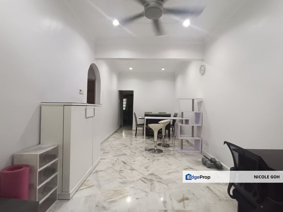 Ampang Taman Bukit Teratai Town House Upper Unit, Selangor, Ampang