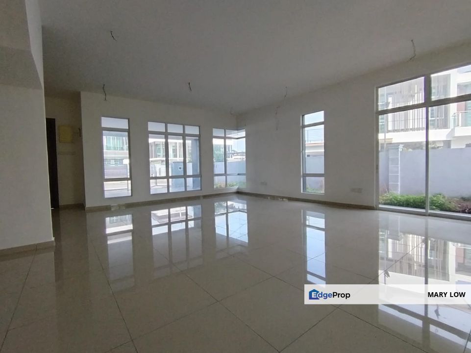 Freehold Double Storey Semi-D House Melaka Taman Enggang Gangsa, Melaka, Durian Tunggal