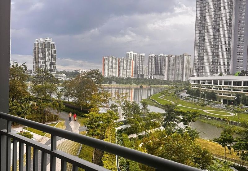 Sanderling @ Lakefront Cyberjaya
