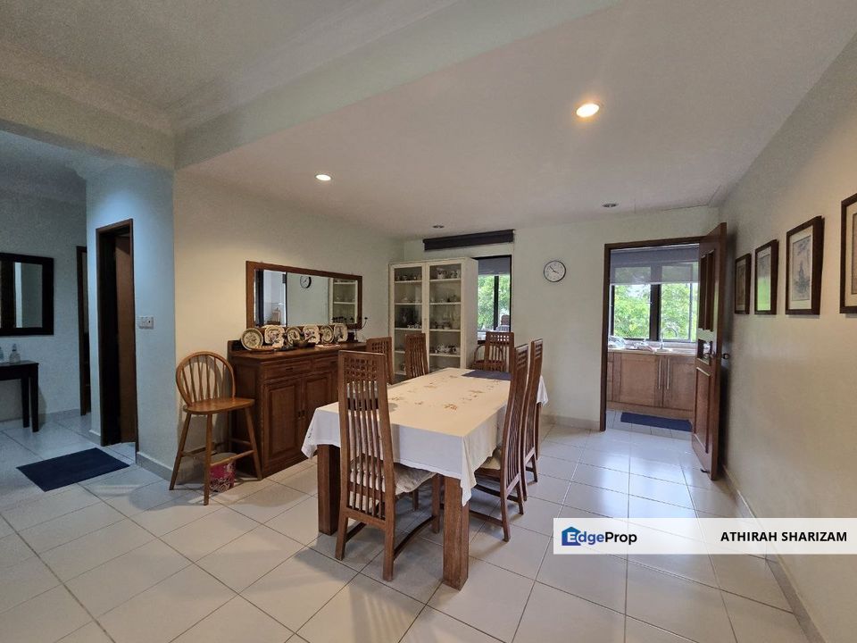 Corner FACING GREENERY Cyber Heights Villa, Selangor, Cyberjaya