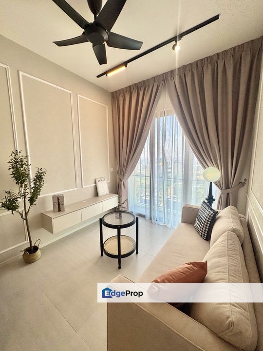 Fully furnished per photo , Kuala Lumpur, Bangsar South