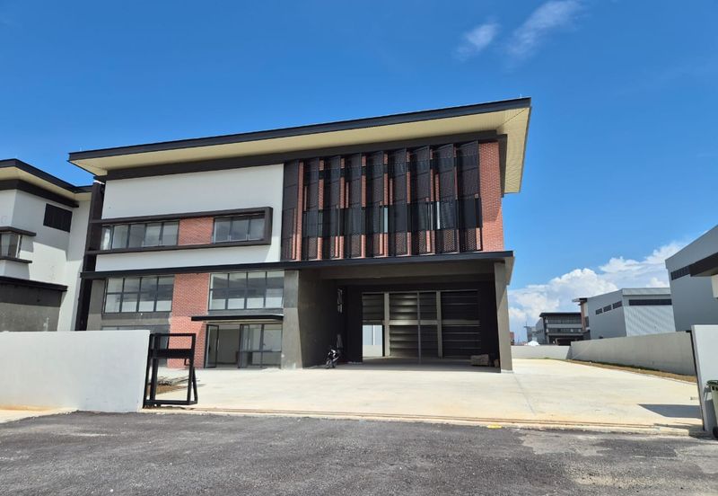 Elmina Business Park