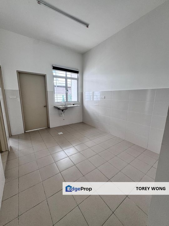 Good Location Double Storey Seksyen U10 Shah Alam for Rent, Selangor, Shah Alam