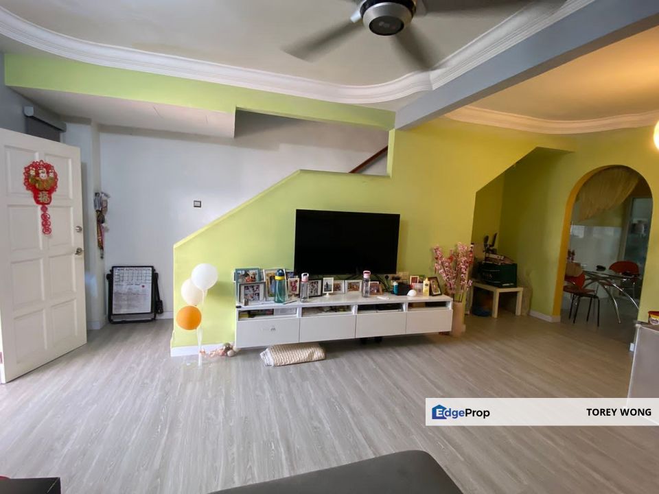 Fully Renovated & Extended | Accessible Area | 2 Storey Saujana Damansara PJ for Sale, Selangor, Petaling Jaya