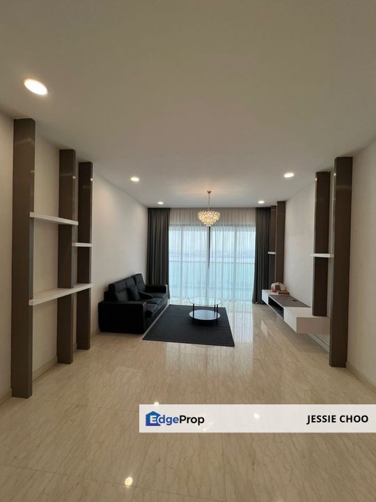 Sea View + Convenience? This Unit Has Both, Johor, Permas Jaya/Senibong
