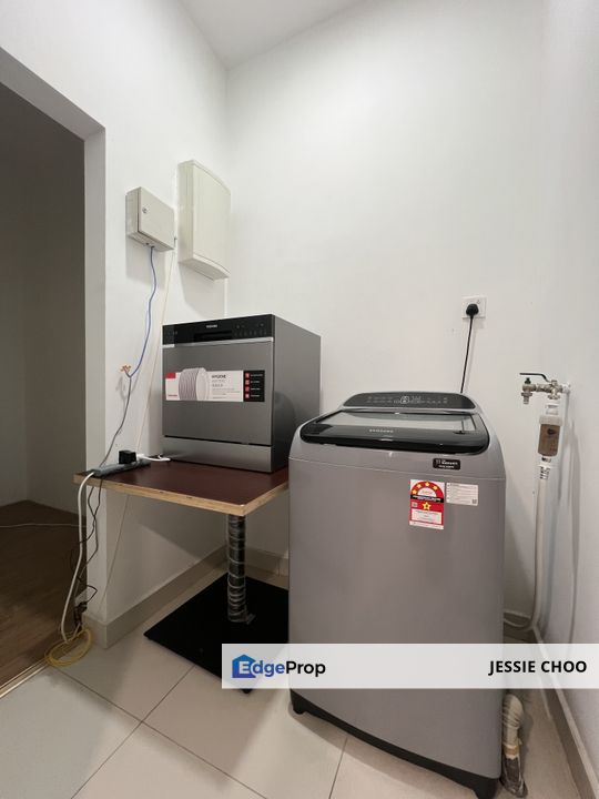 Well Maintained Unit, Immediate Move In!, Johor, Permas Jaya/Senibong