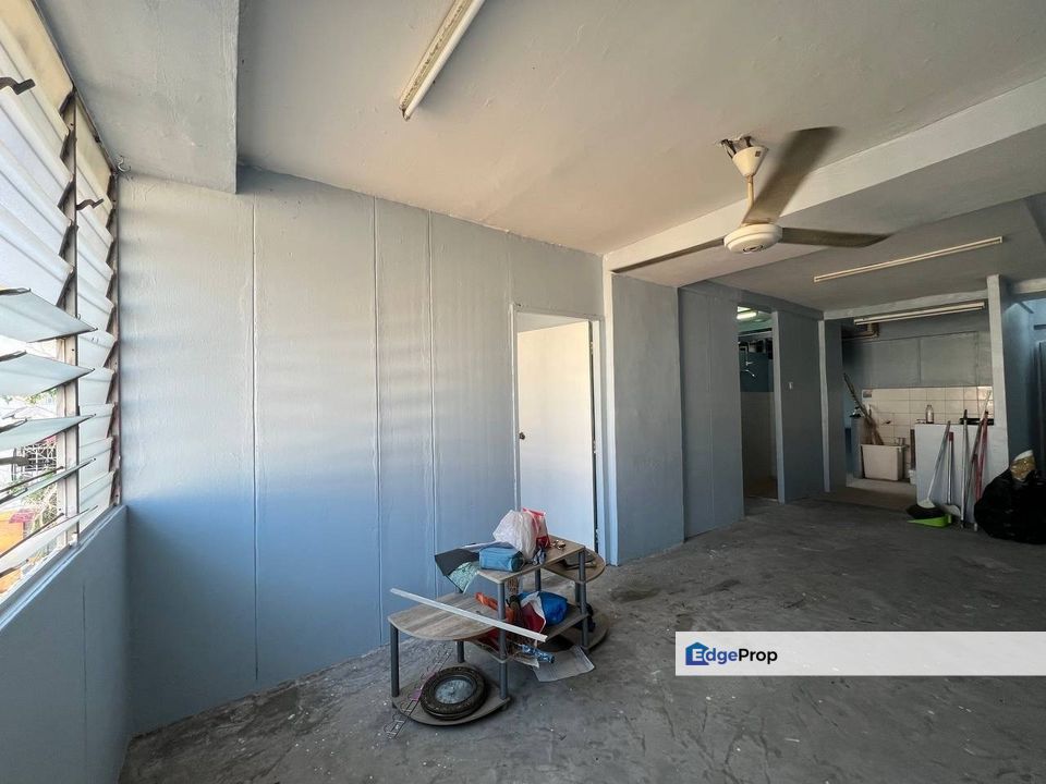 NEARBY MRT UNIT FOR SALE , Selangor, Kota Damansara