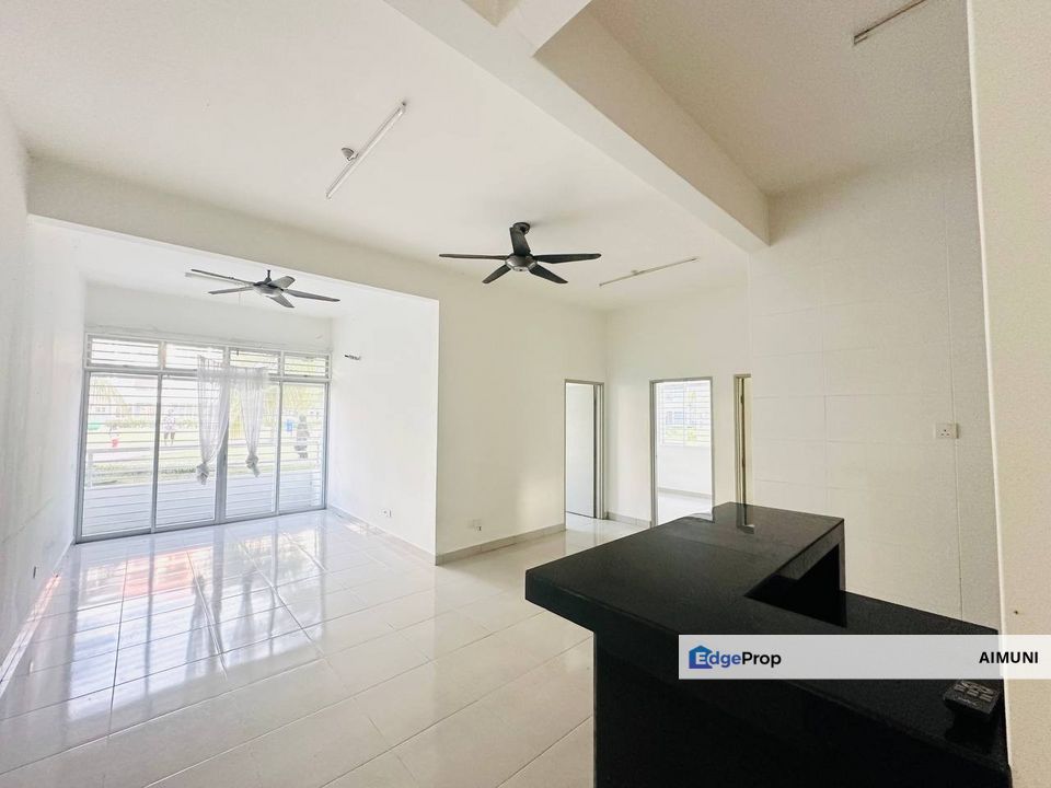 Freehold Apartment Under RM300K Harga RM280K freehold ‼️, Selangor, Sepang