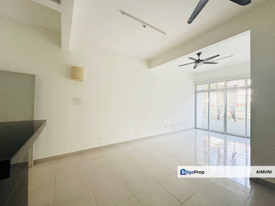 Freehold Apartment Under RM300K Harga RM280K freehold ‼️, Selangor, Sepang