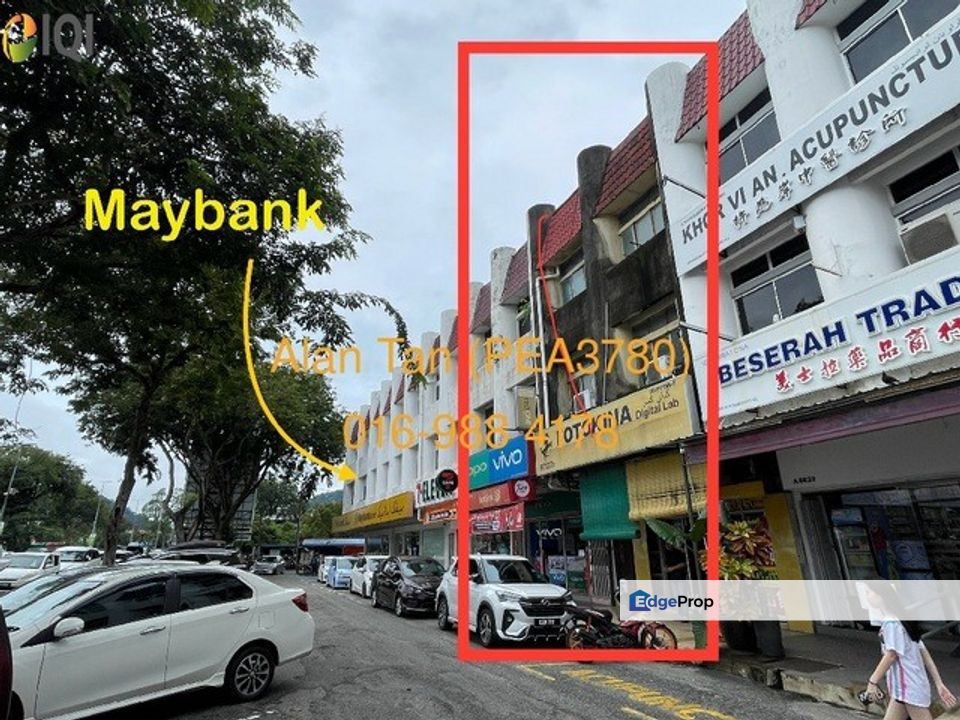 Jalan Beserah (same row with Maybank / KK Mart/ Guardian), , 