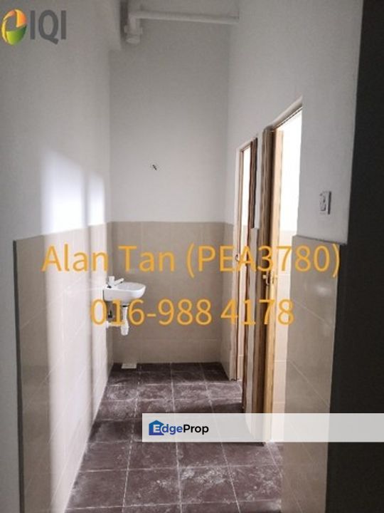 Haji Ahmad @ Kuantan (near East Coast Mall), Pahang, Kuantan