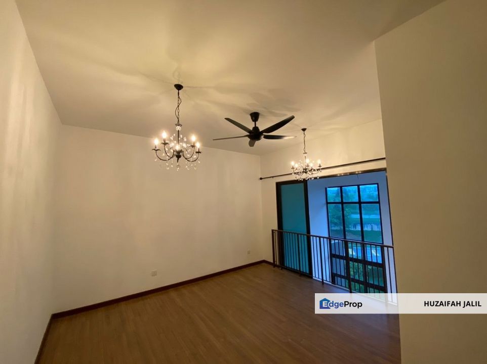 Townhouse Cempaka Seri 2 Town Villas, Nilai, Negeri Sembilan, Seremban