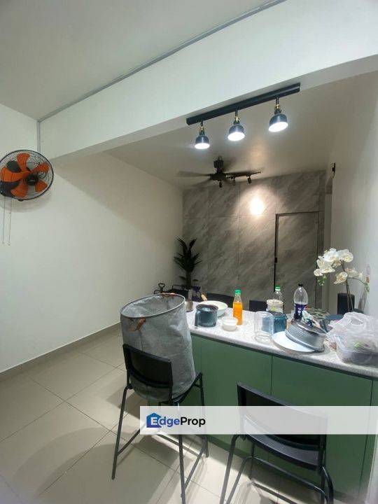 ROOM FOR FEMALE ONLY ACACIA RESIDENCES Sepang, Selangor, Sepang