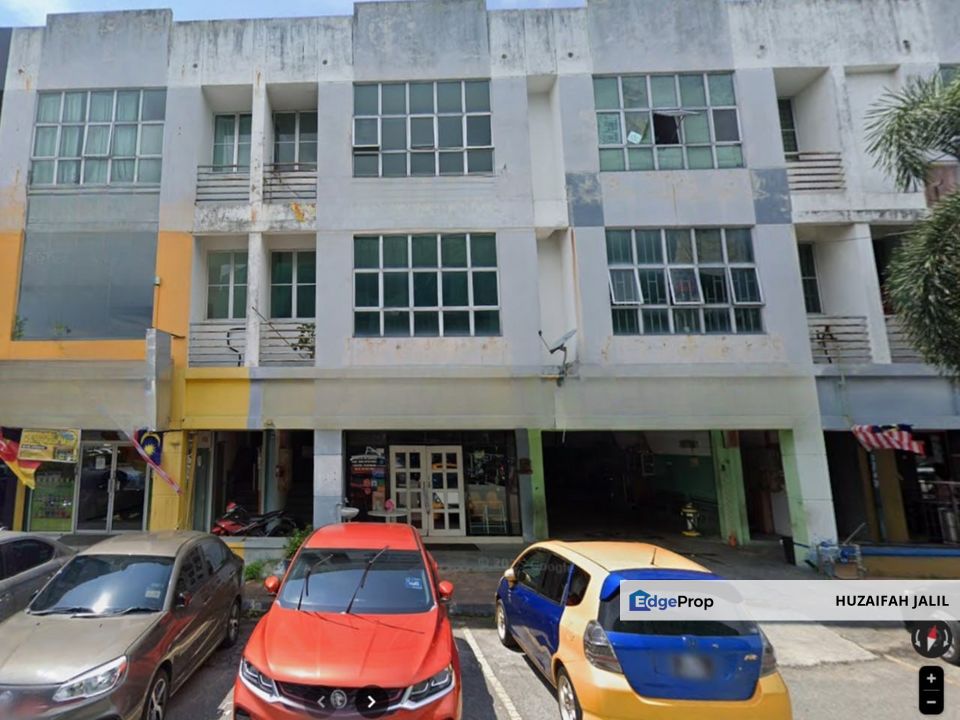 SHOP LOT 3 TINGKAT , PUSAT PERDAGANGAN BANTING, Selangor, Banting